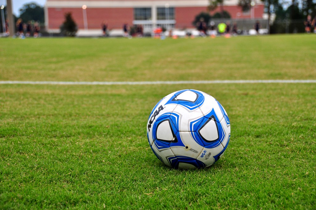 Pantau Pertandingan Bola Live dengan Okestream